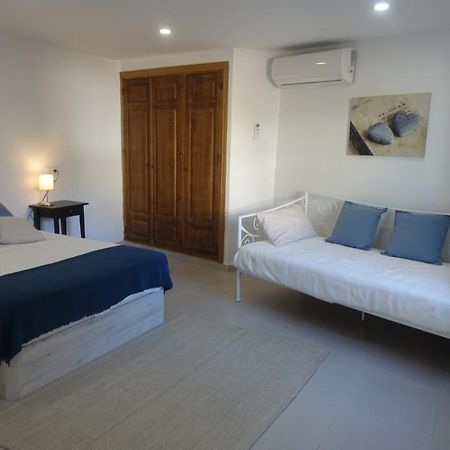 Galwey, Tourist Appartments With Wifi Малага Екстериор снимка